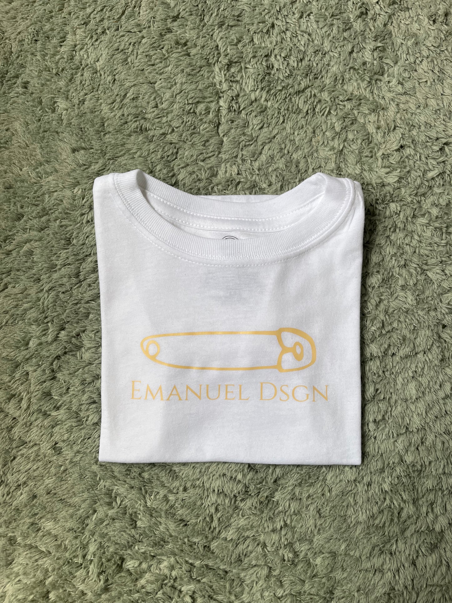 Safety pin T-shirt