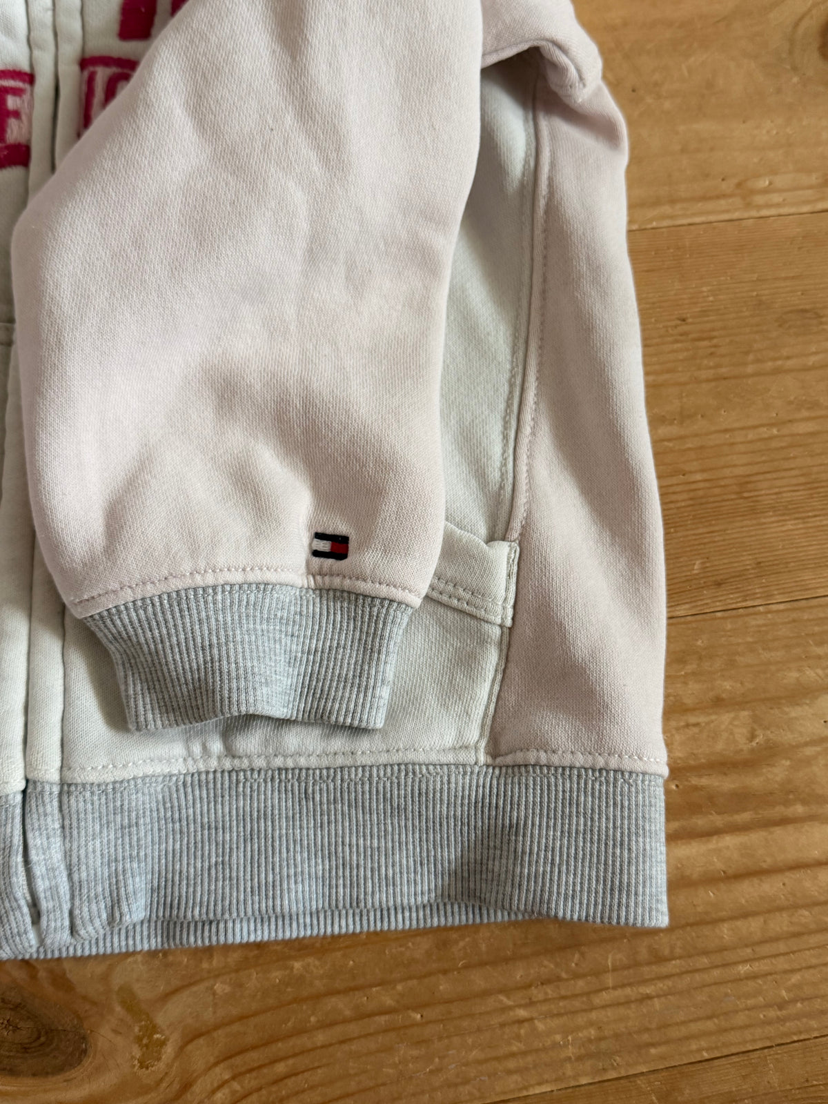 Tommy Hilfiger sweater
