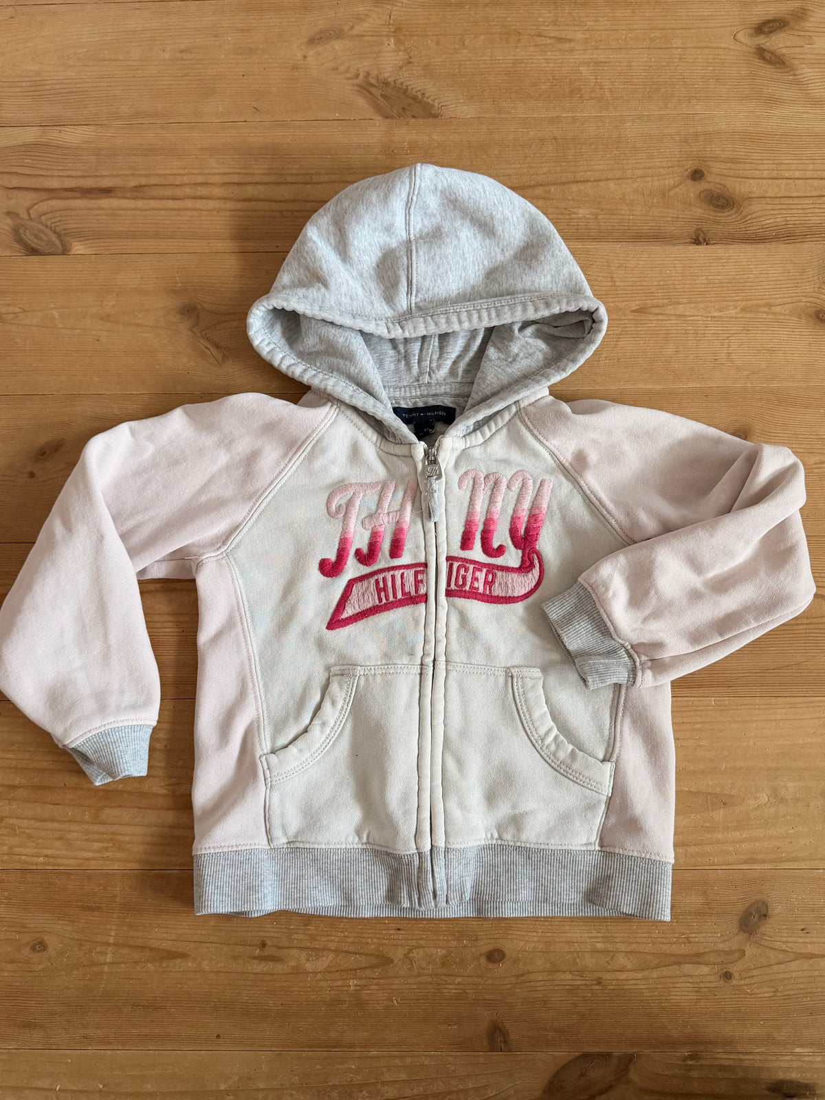 Tommy Hilfiger sweater