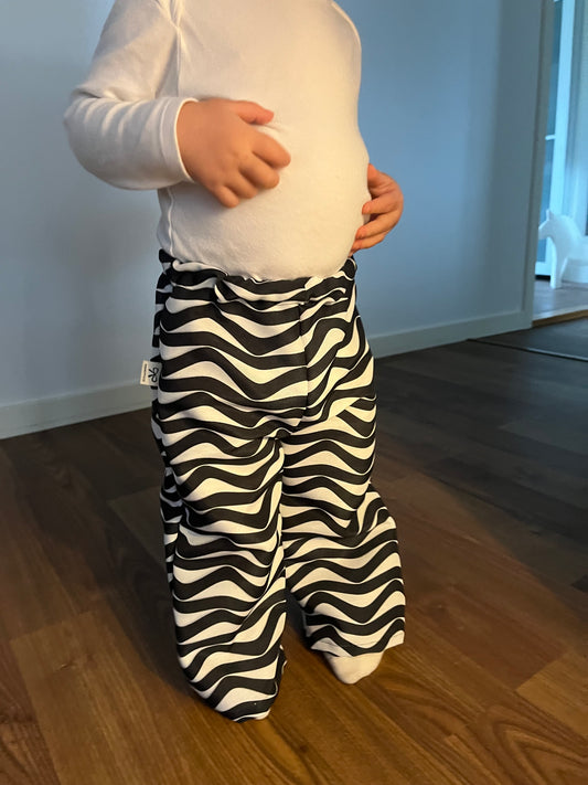 Zebra pants