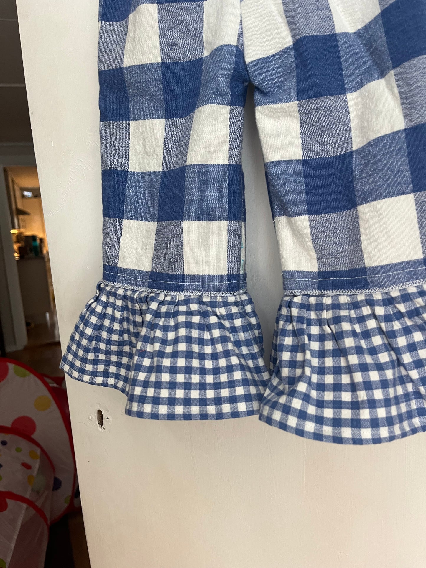 Blue checkered ruffles