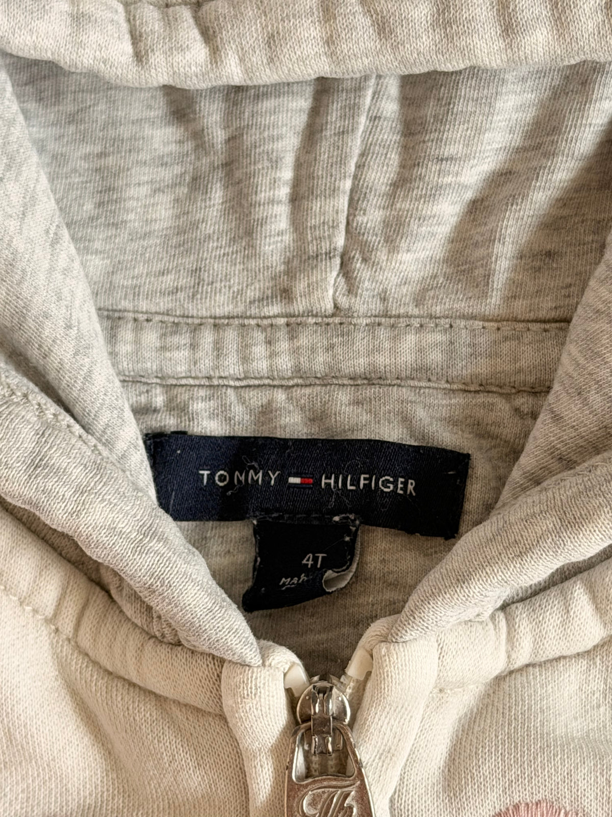 Tommy Hilfiger sweater