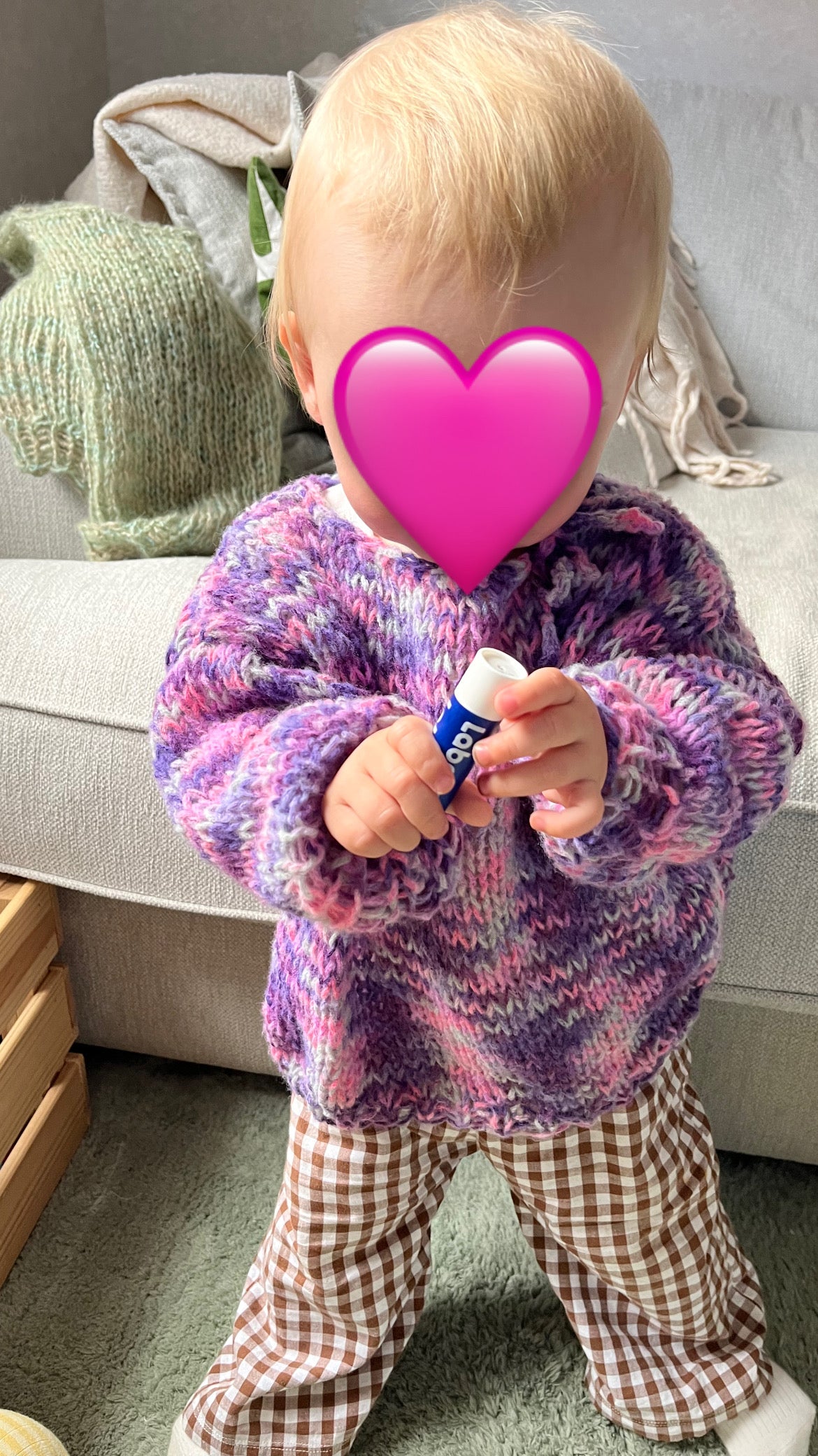 Purple knitted
